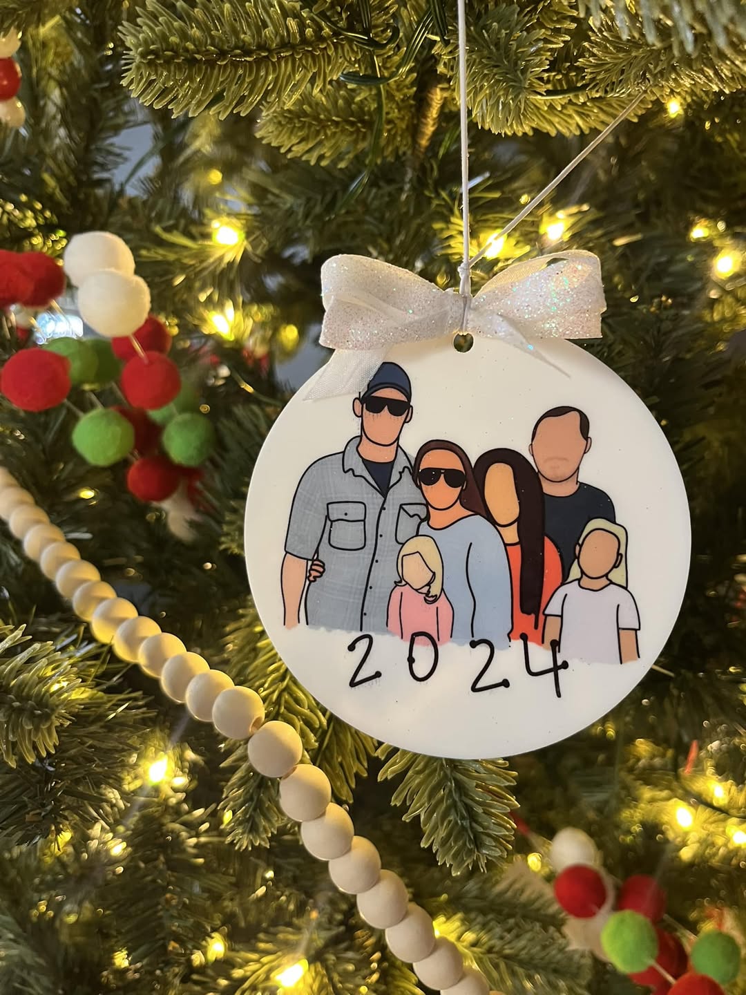 Custom Handdrawn faceless Family up to 6 Ornament